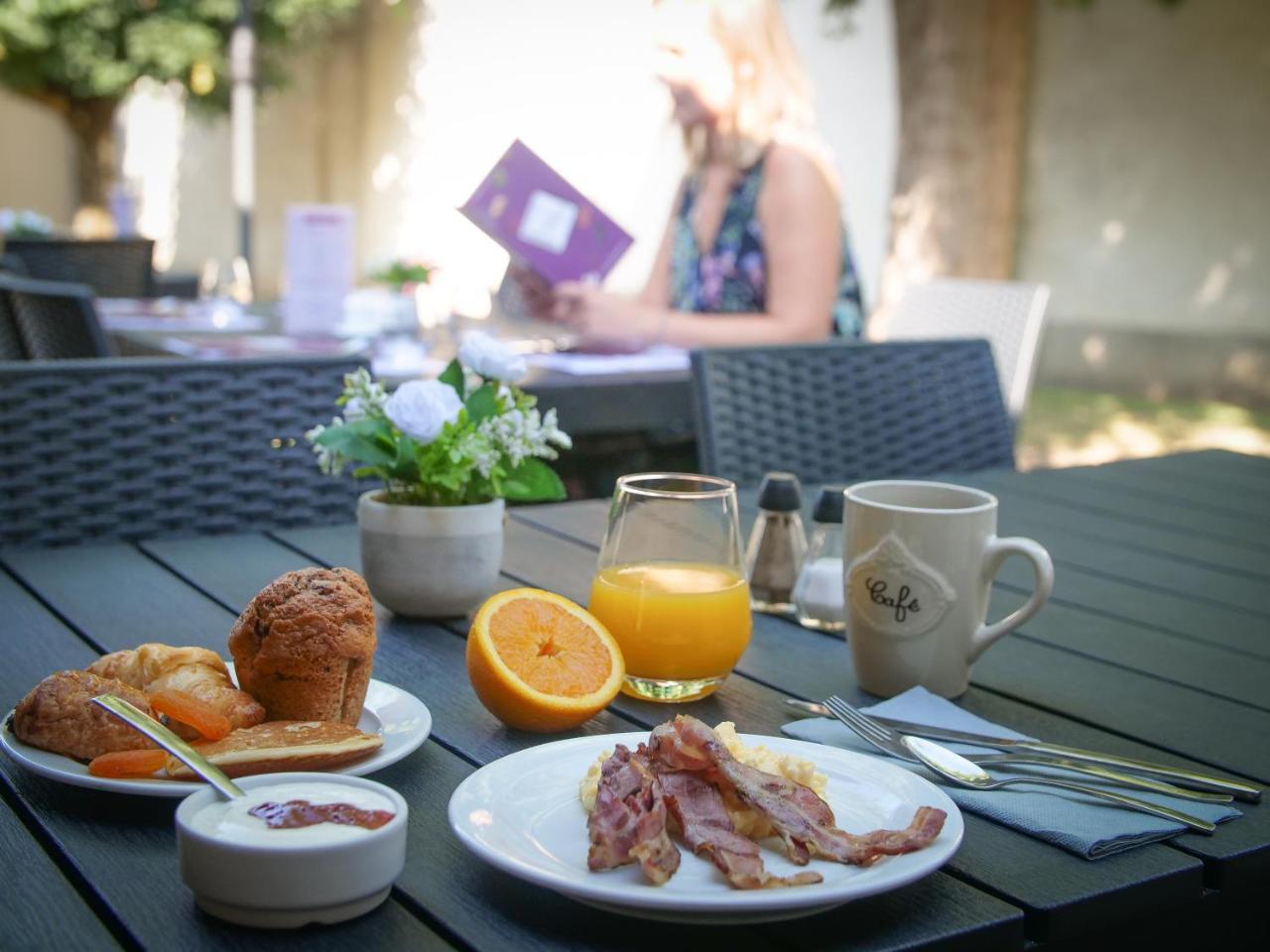 Hotel Inn Design Resto Novo Alencon Bagian luar foto